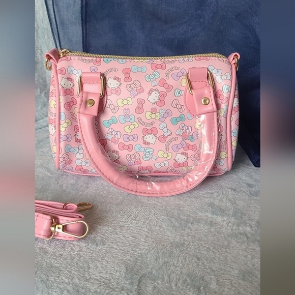 Hello Kitty Pink Handbag NWT - Picture 3 of 5